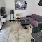 Apartment Villamia Heated Pool - Jacuzzi-10 Persons-boat Tours - Luxury Srima
