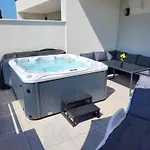 Villamia Heated Pool - Jacuzzi-10 Persons-boat Tours - Luxury *