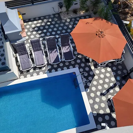 Villamia Croatia 10 Persons - Heated Pool - Jacuzzi-boat Tours-luxury * Srima