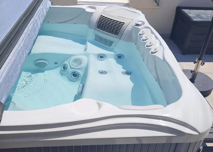 Daire Villamia Heated Pool - Jacuzzi-10 Persons-boat Tours - Luxury