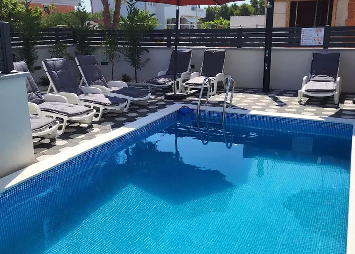 Villamia Heated Pool - Jacuzzi-10 Persons-boat Tours - Luxury * Srima