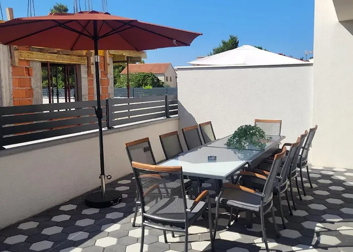 Villamia Heated Pool - Jacuzzi-10 Persons-boat Tours - Luxury